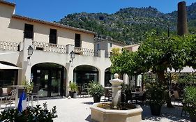 Hotel Restaurant Du Parc En Bord De Riviere